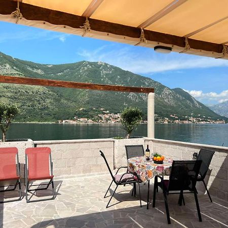 Appartamento Sea Front 171 Cattaro Esterno foto