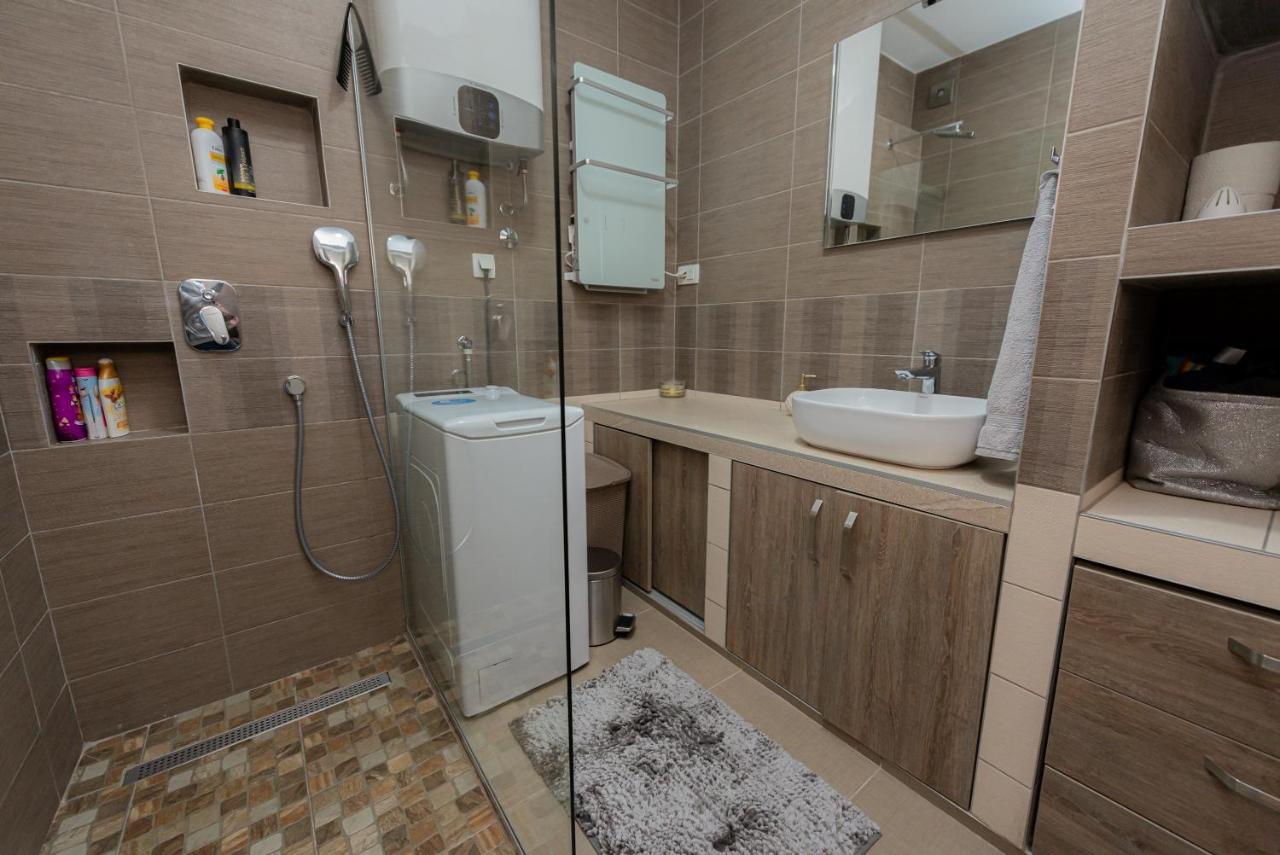 Appartamento Sea Front 171 Cattaro Esterno foto