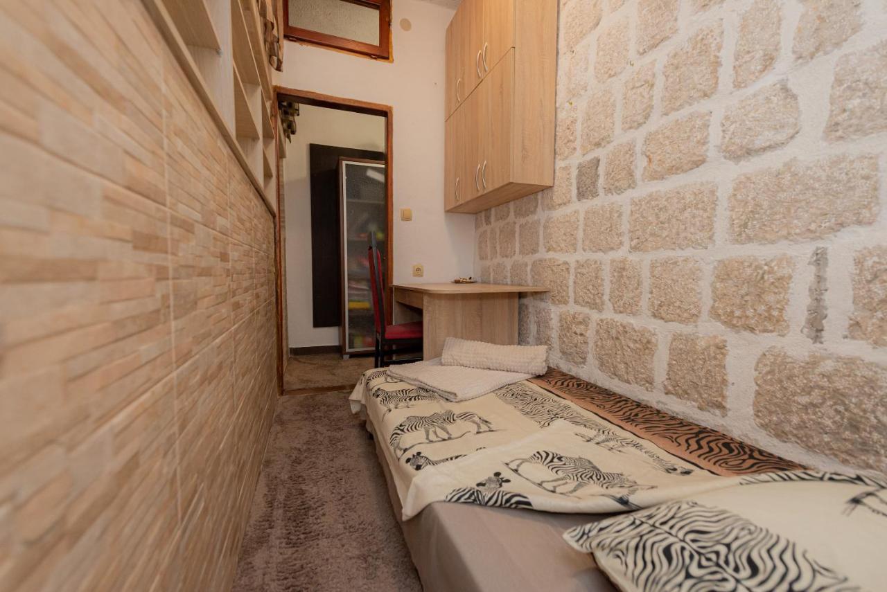 Appartamento Sea Front 171 Cattaro Esterno foto